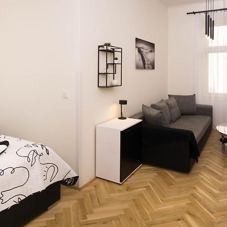 Black&White Apartment Krakovská Praga Exterior foto