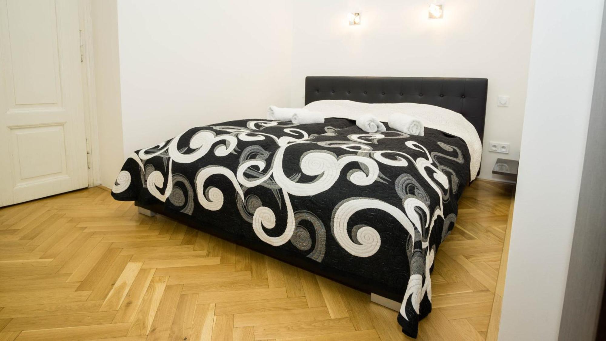 Black&White Apartment Krakovská Praga Exterior foto