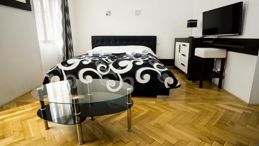 Black&White Apartment Krakovská Praga Exterior foto